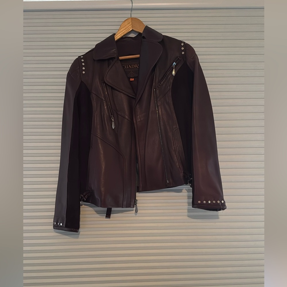 Elegant Burgundy Leather Jacket
